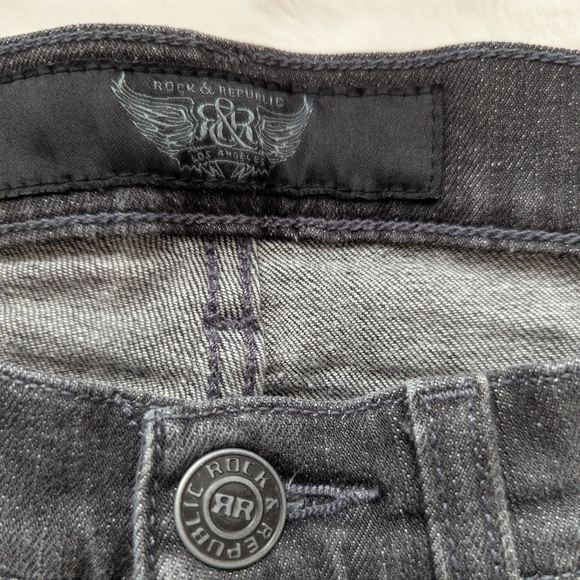 Rock & Republic Mid Rise Skinny Jeans, size 25 - Picture 4 of 8